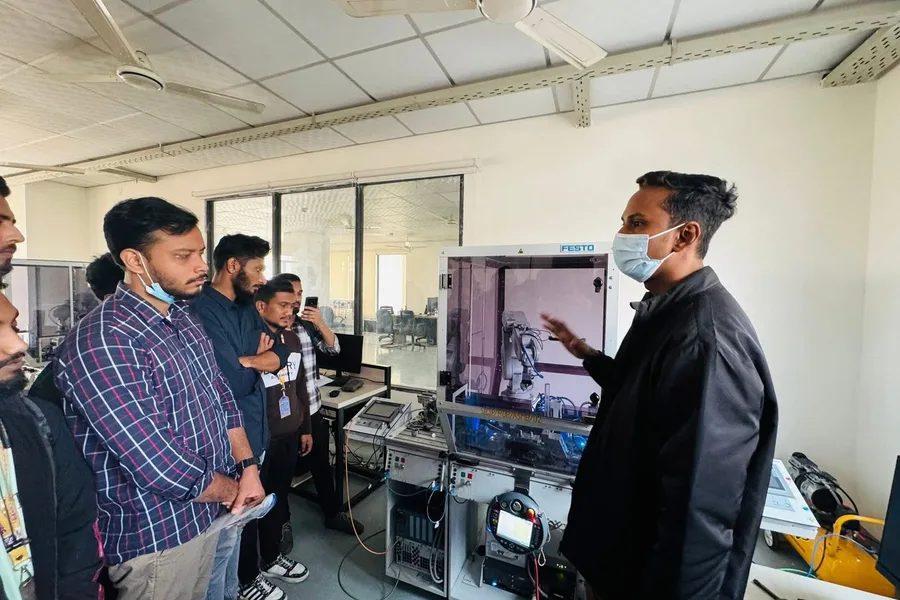 Electrical & Electronic Engineering