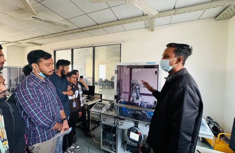 Electrical & Electronic Engineering lab