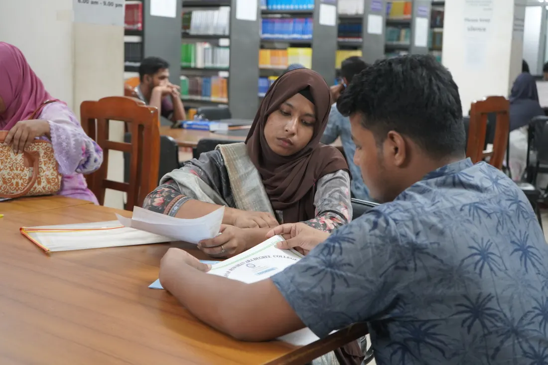 Library 4