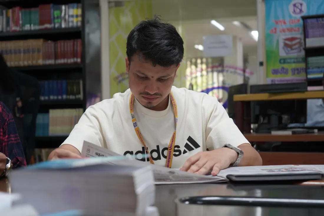 Library 5